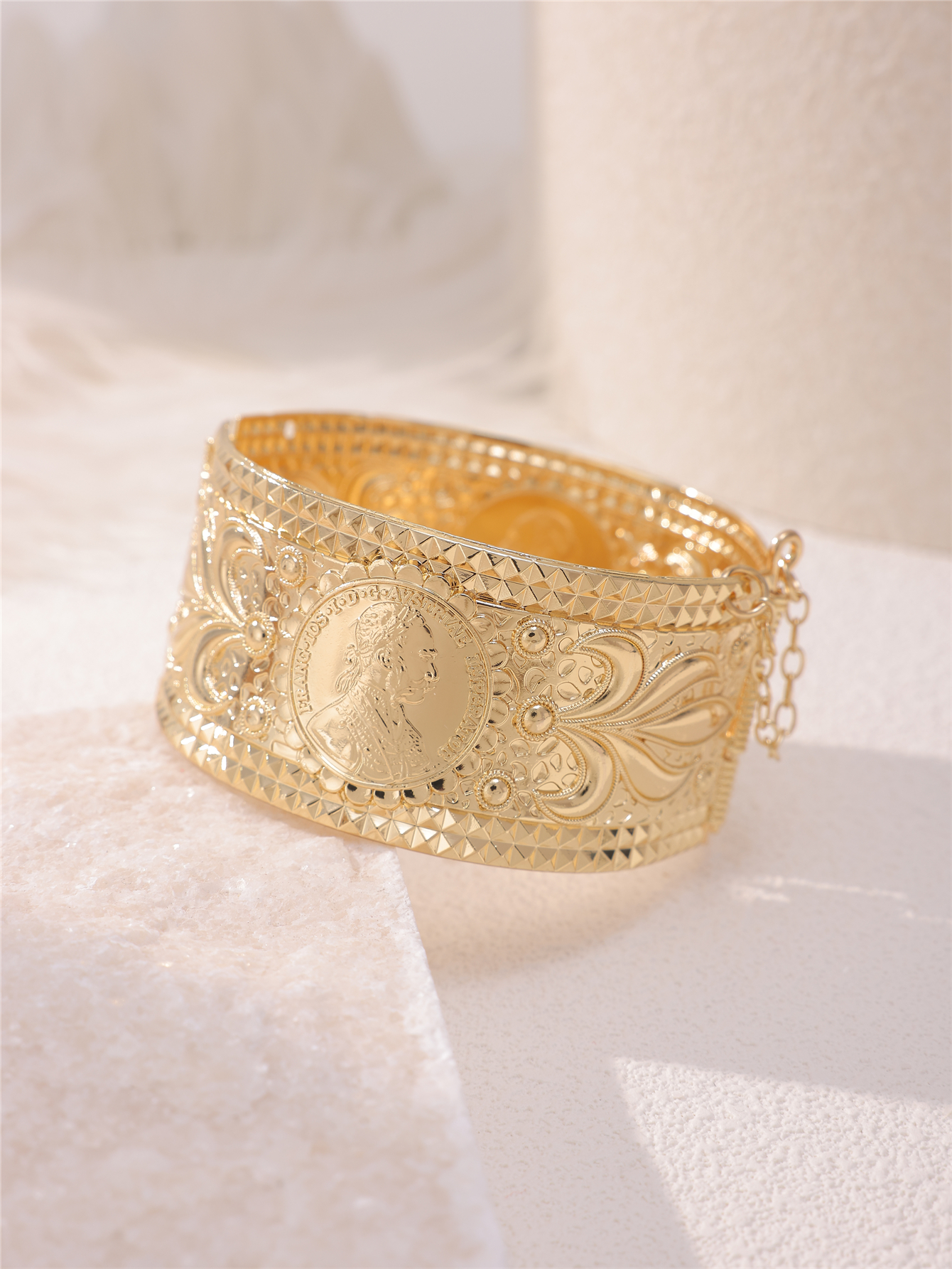 Ethnic Fashion Images - Algerian Bride Bangle Jewelry Platinum Head