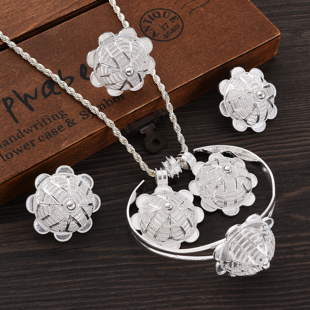 Africa Silver Color Jewelry Ac – Ethnic Fashion In Dubai recenzja i cena