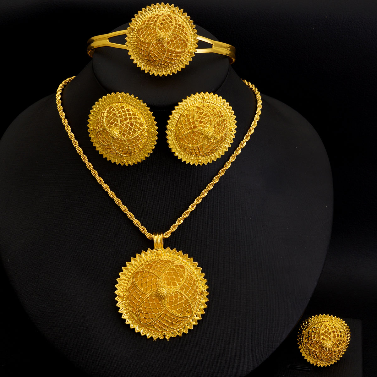 Africa Dubai Golden Color Jewe – Ethnic Fashion In Dubai recenzja i cena